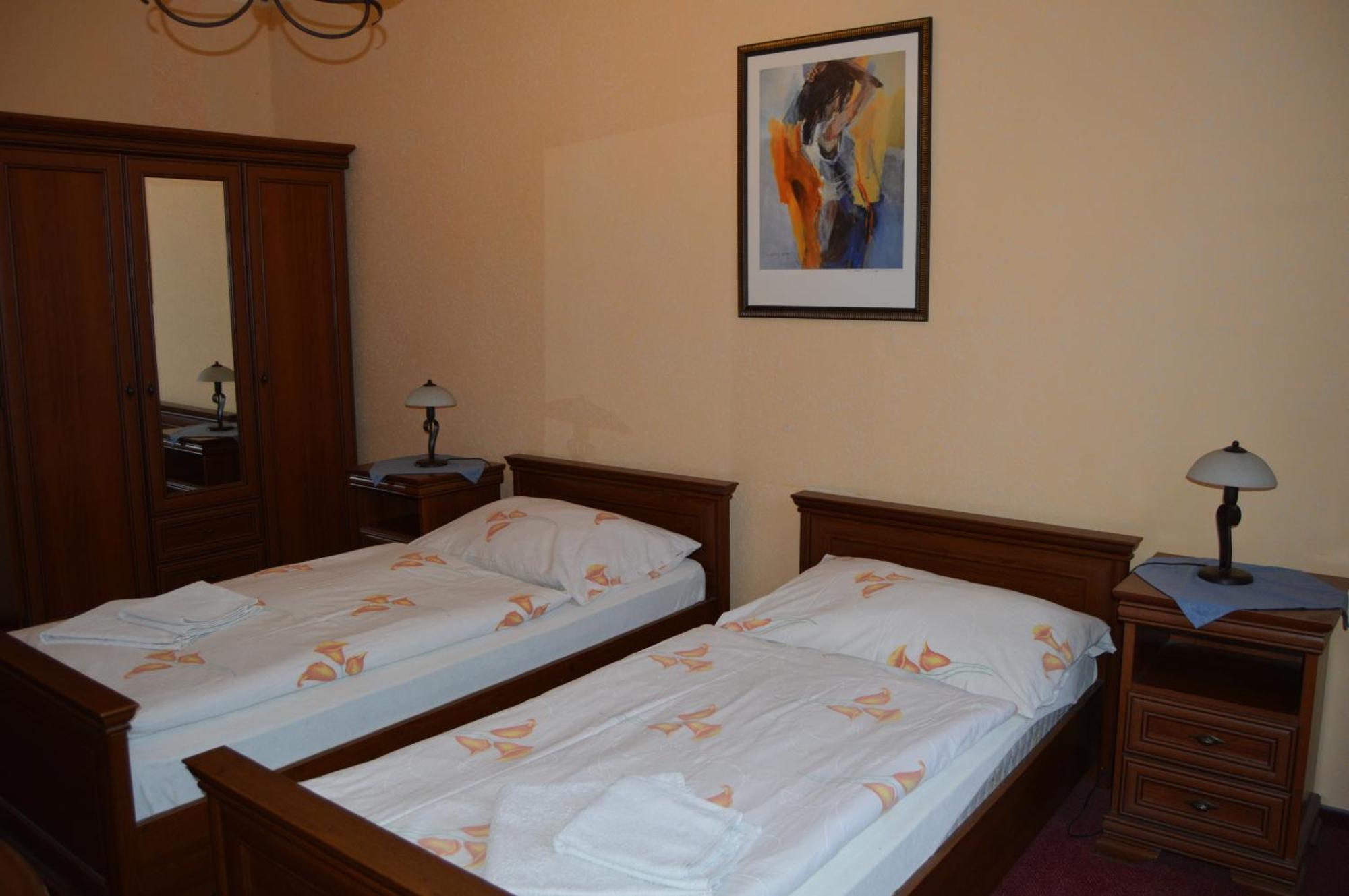 Hotel Paradise Ostrava Ruang foto