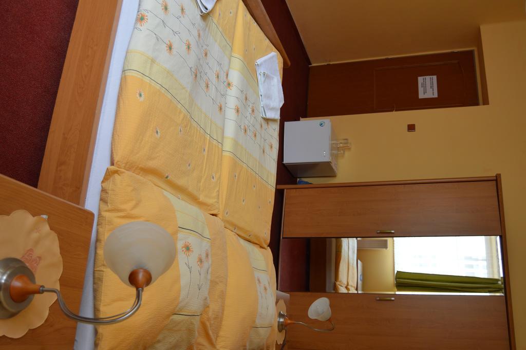 Hotel Paradise Ostrava Ruang foto