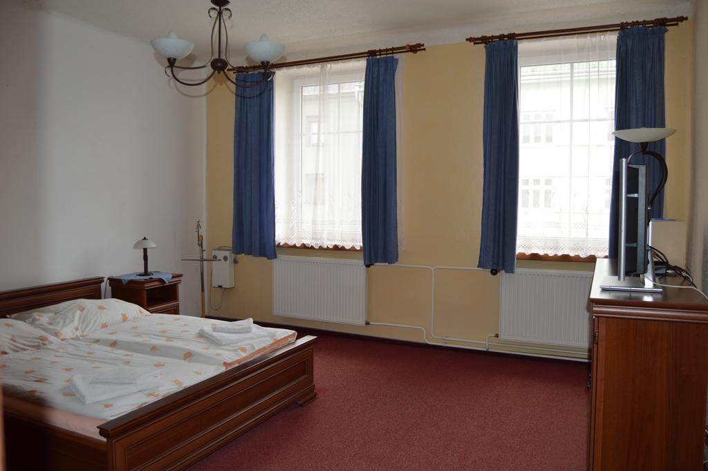 Hotel Paradise Ostrava Ruang foto