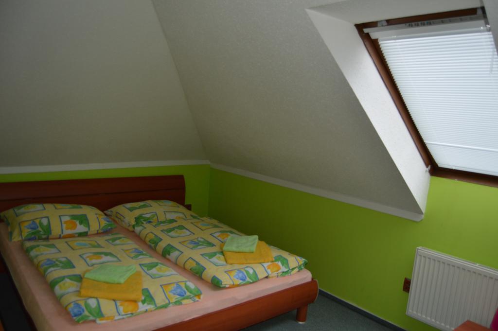 Hotel Paradise Ostrava Ruang foto