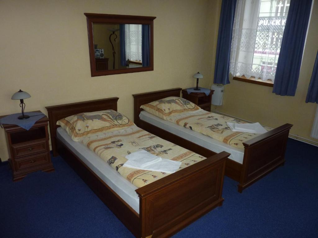 Hotel Paradise Ostrava Bagian luar foto