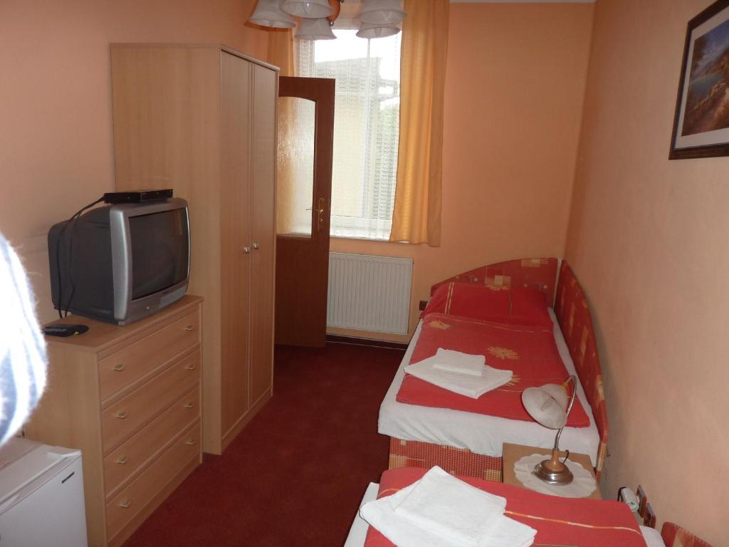 Hotel Paradise Ostrava Ruang foto